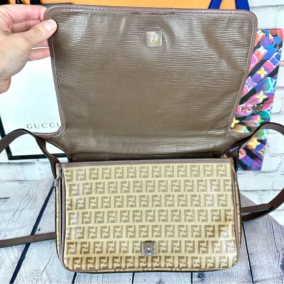 FENDI vintage Zucca canvas crossbody bag - Picture 6 of 15
